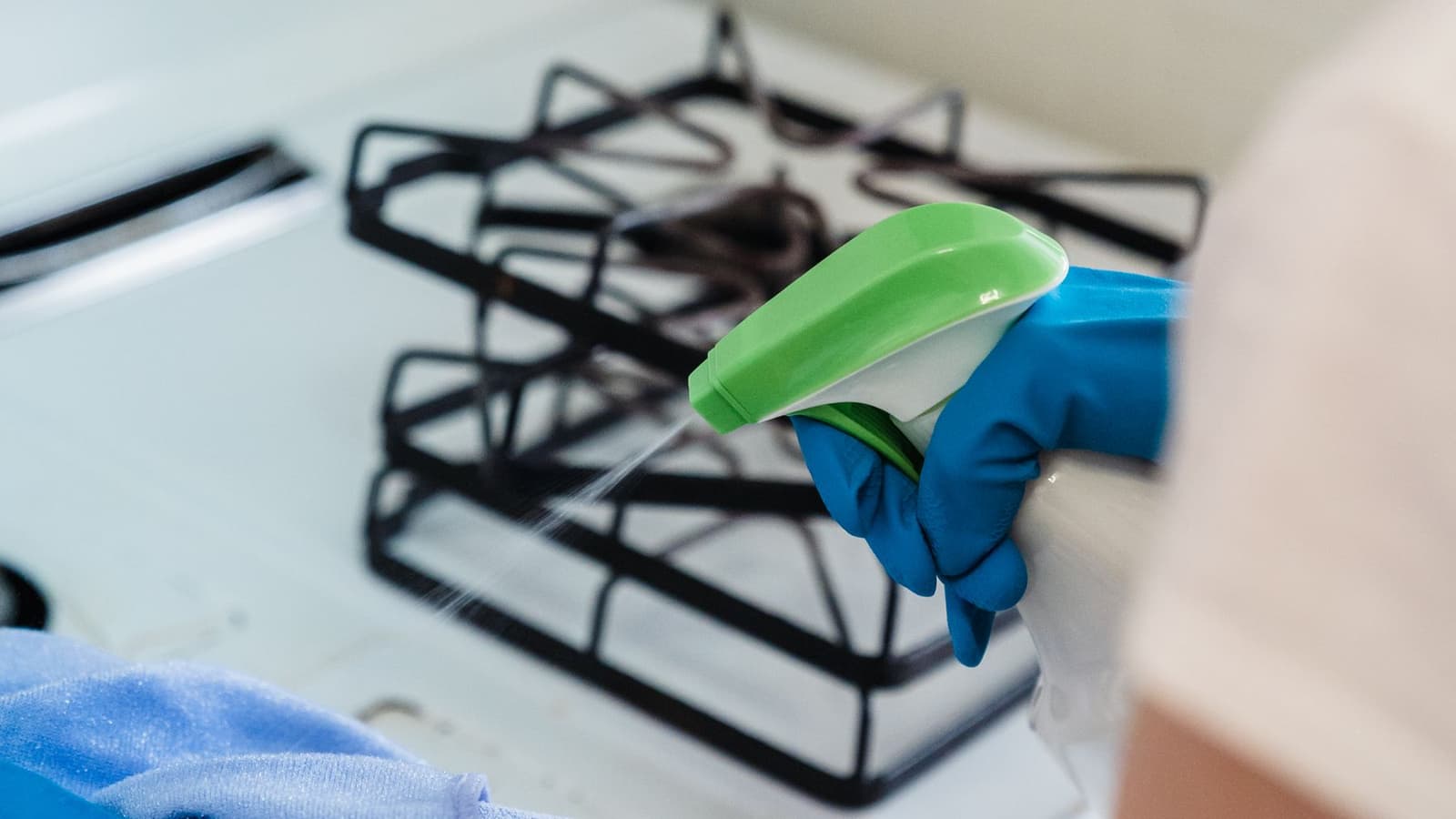 How to Keep Your Kitchen Clean Between Deep Cleans